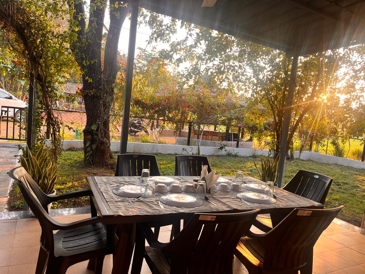 Local authentic food Satpura Tiger Trails resort Madhya Pradesh dining experience